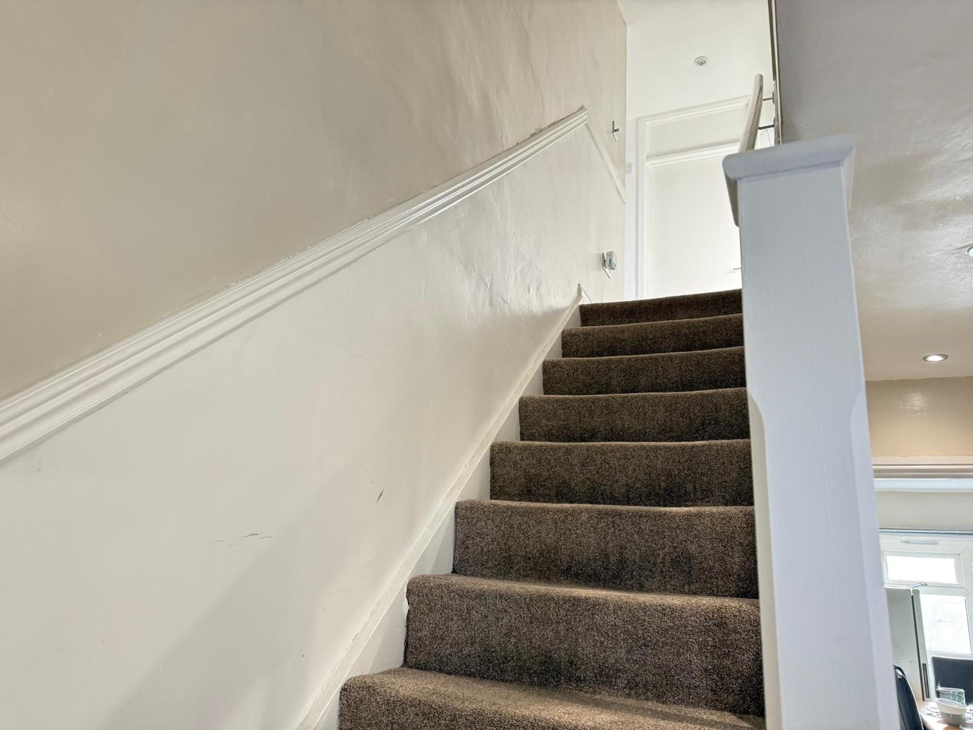 5 Bed Town House Within City Centre And Sleeps Up To 11 With Sky And Netflix Birmingam Exterior foto