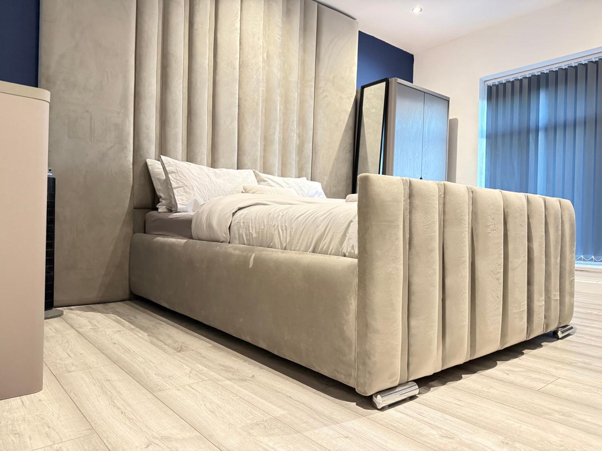 5 Bed Town House Within City Centre And Sleeps Up To 11 With Sky And Netflix Birmingam Exterior foto